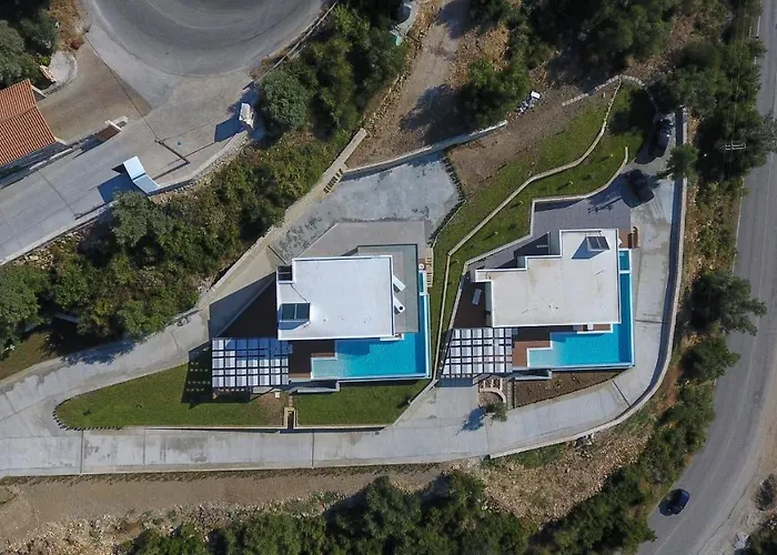 Ioniangems * Apolpaina