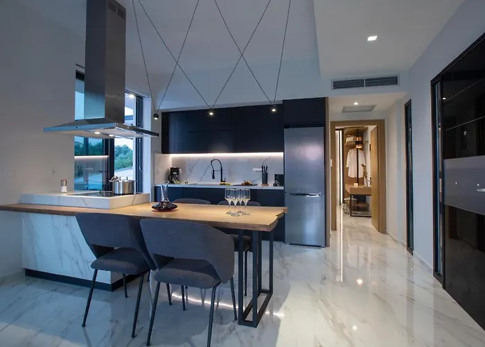 ヴィラ Ioniangems *