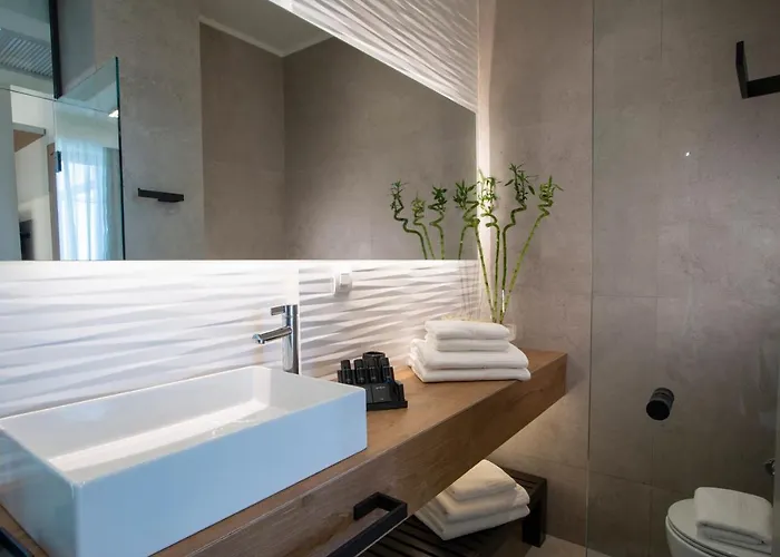 ヴィラ Ioniangems